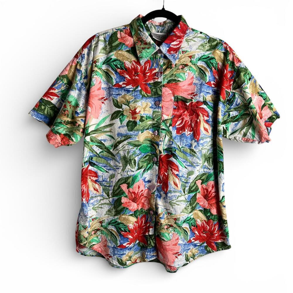 Vintage Cotton Tropical Floral Print Short Sleeve Button-Up Shirt